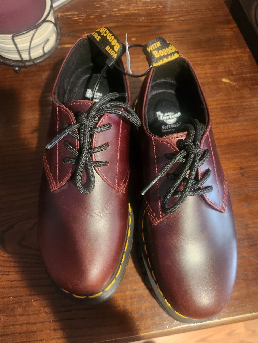 Dr. Martens 3-Eye Derby in Burgundy